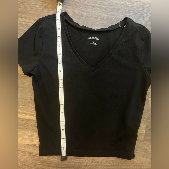 Wild Fable - Black Short Sleeve V Neck Cropped T-shirt - Picture 4 of 6